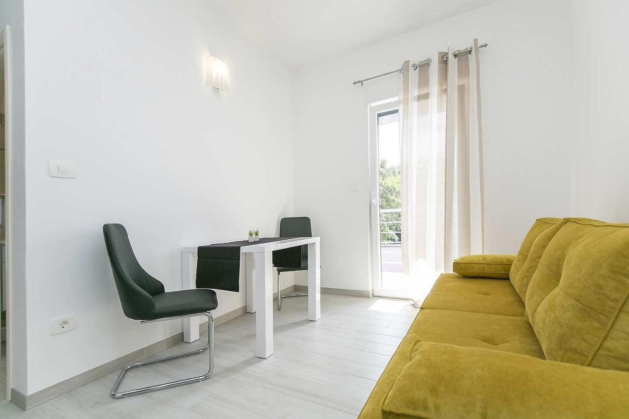 Apartmani Astrid 拉巴克 外观 照片