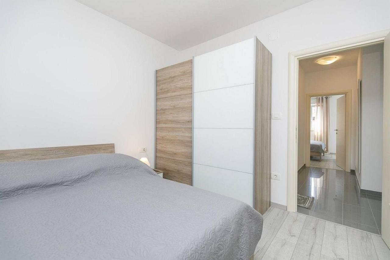 Apartmani Astrid 拉巴克 外观 照片
