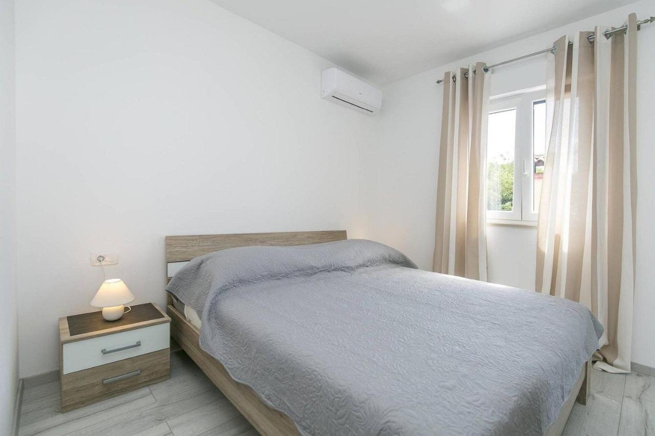 Apartmani Astrid 拉巴克 外观 照片